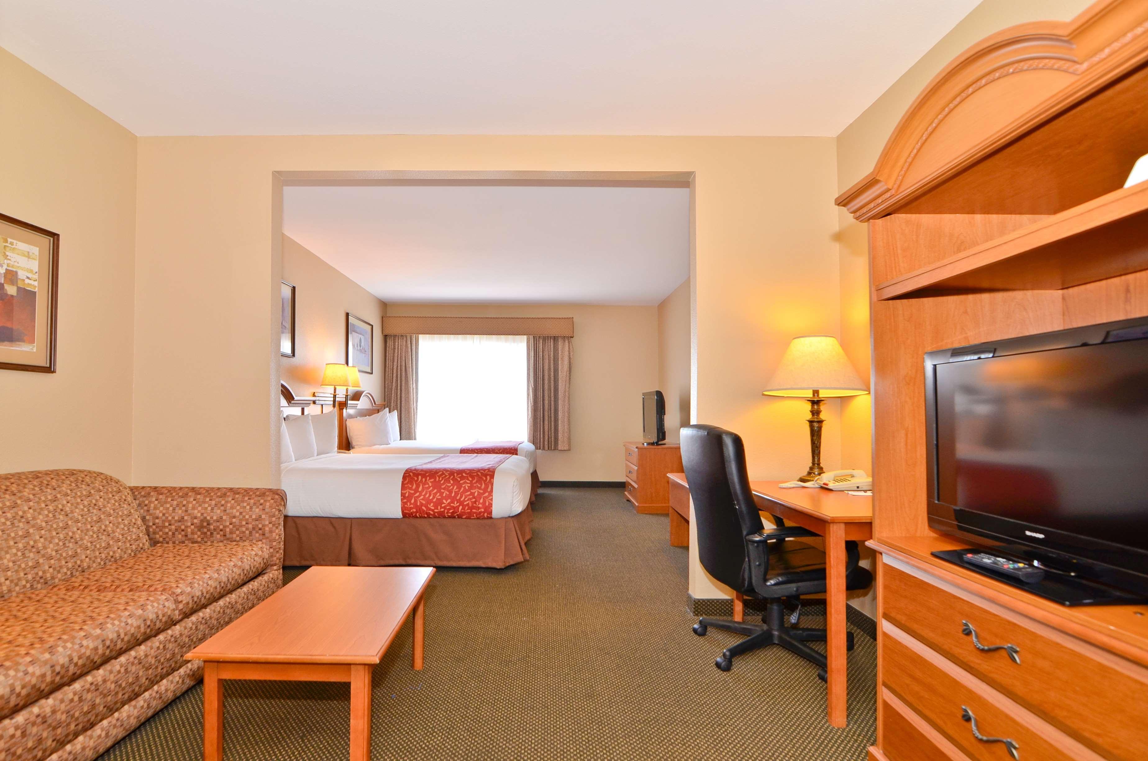 Best Western Kettleman City Inn & Suites Екстериор снимка