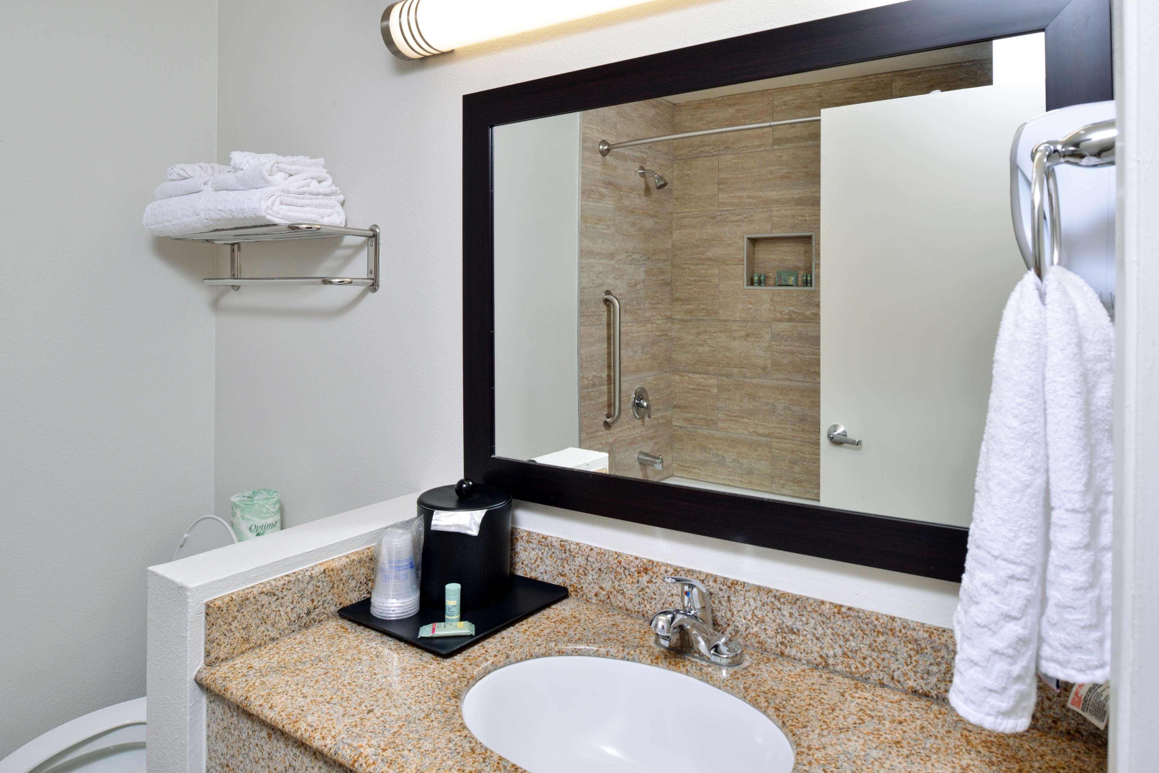Best Western Kettleman City Inn & Suites Екстериор снимка