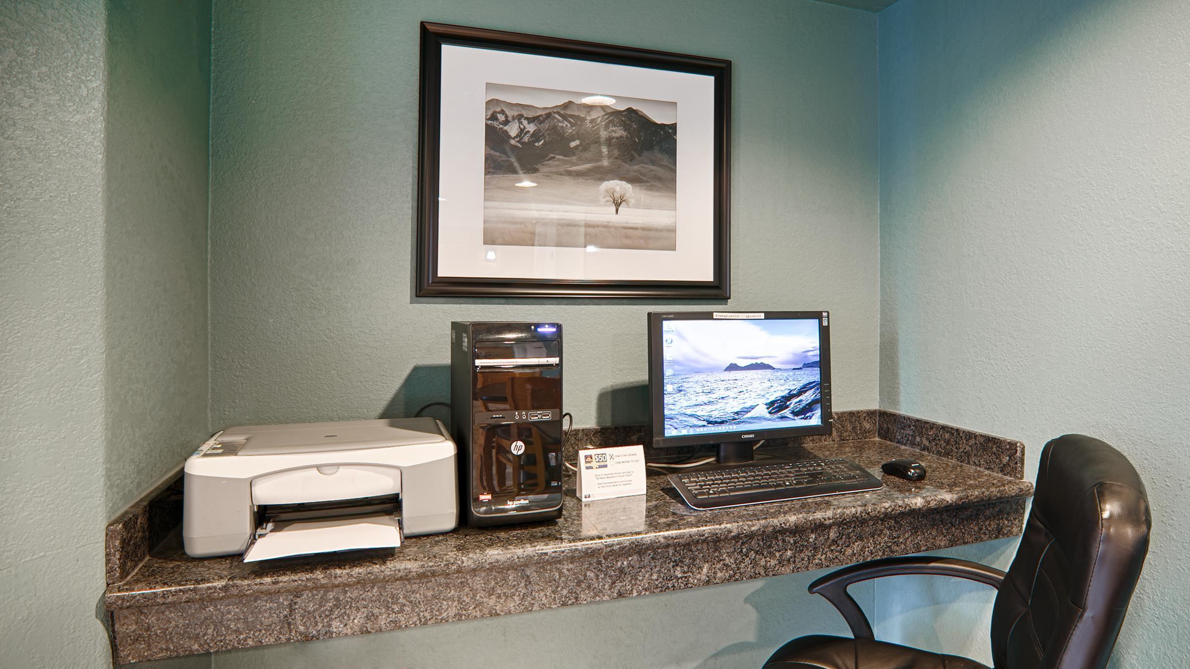 Best Western Kettleman City Inn & Suites Екстериор снимка