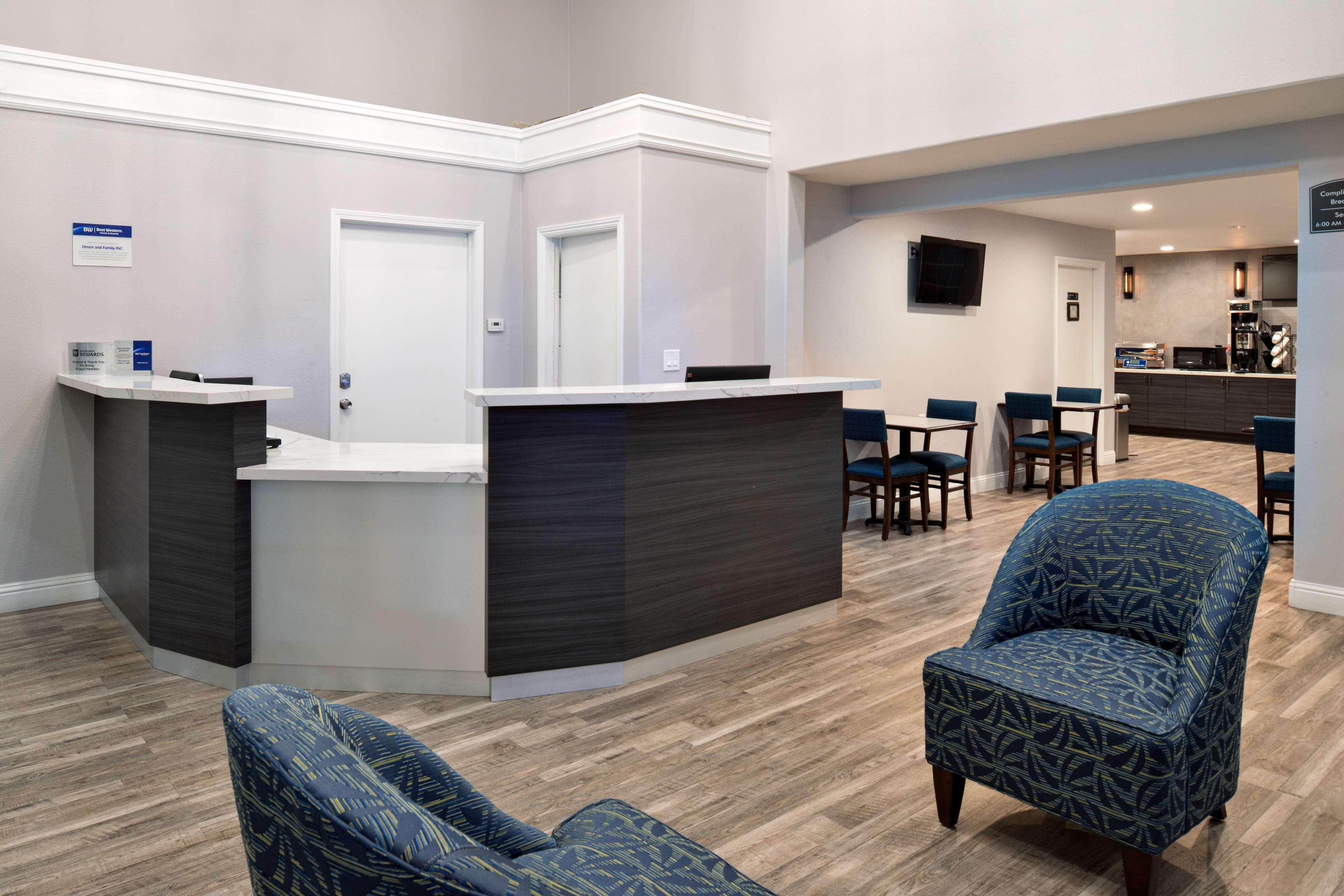 Best Western Kettleman City Inn & Suites Екстериор снимка