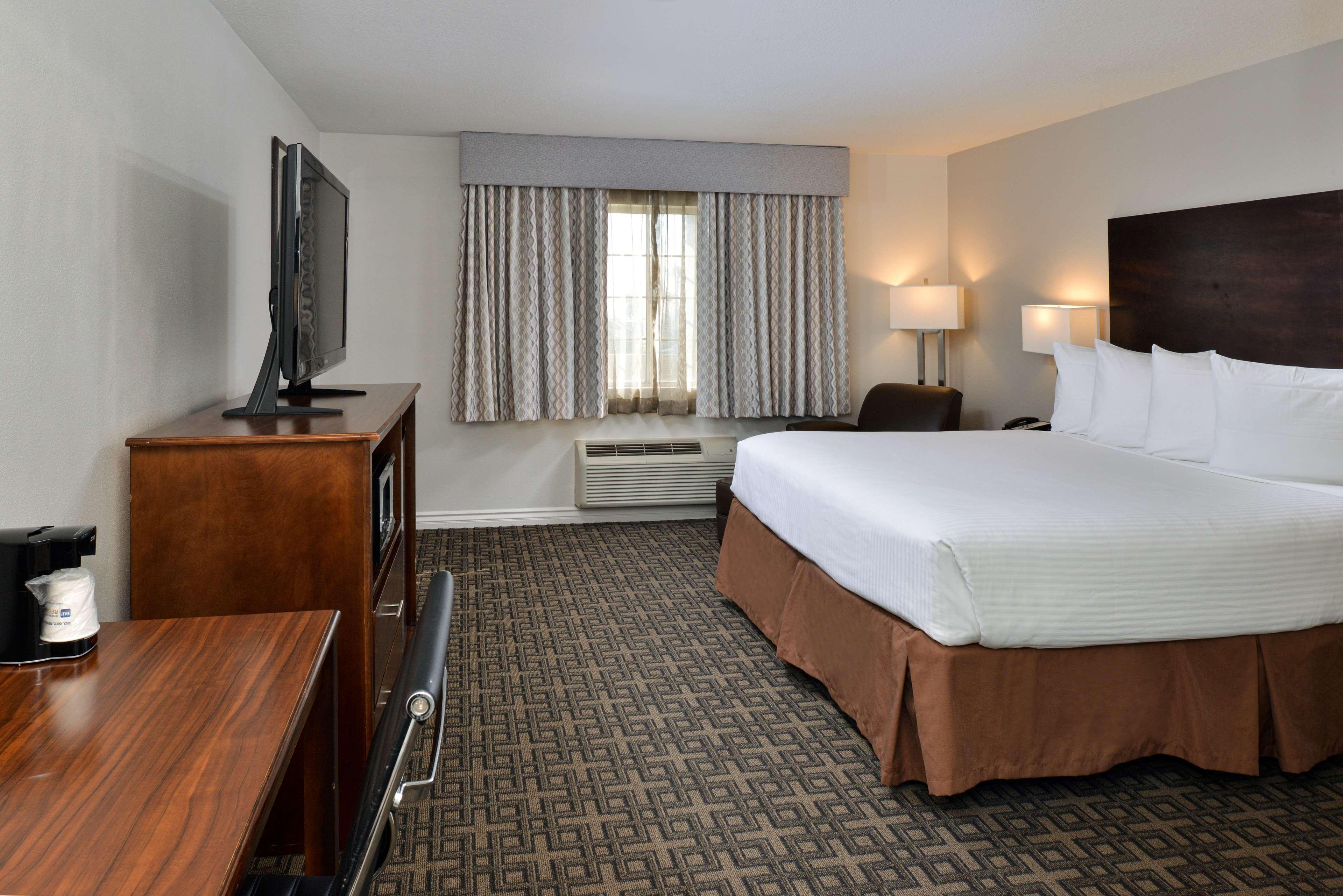 Best Western Kettleman City Inn & Suites Екстериор снимка